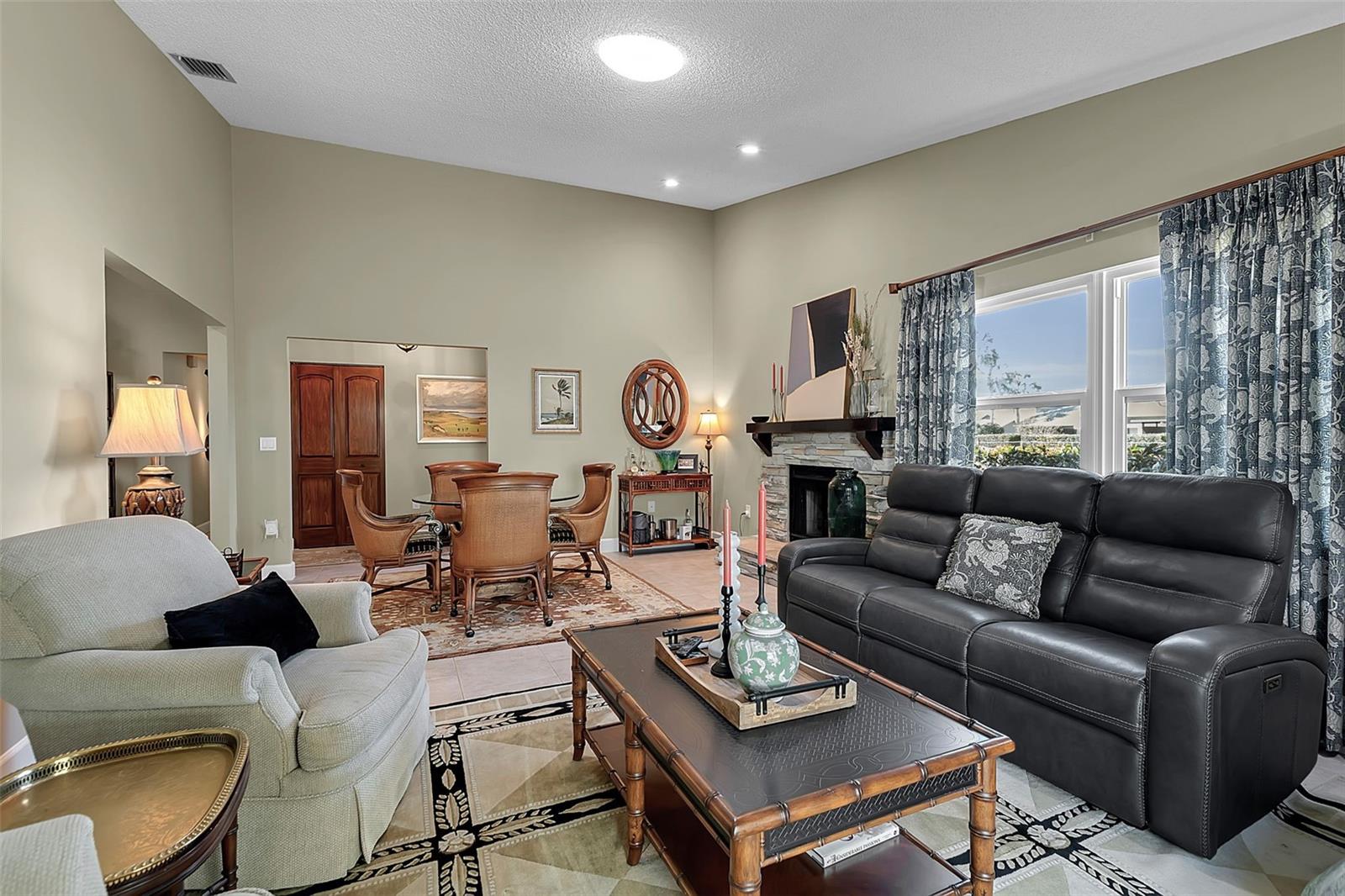 TURNBERRY WOODS - Residential