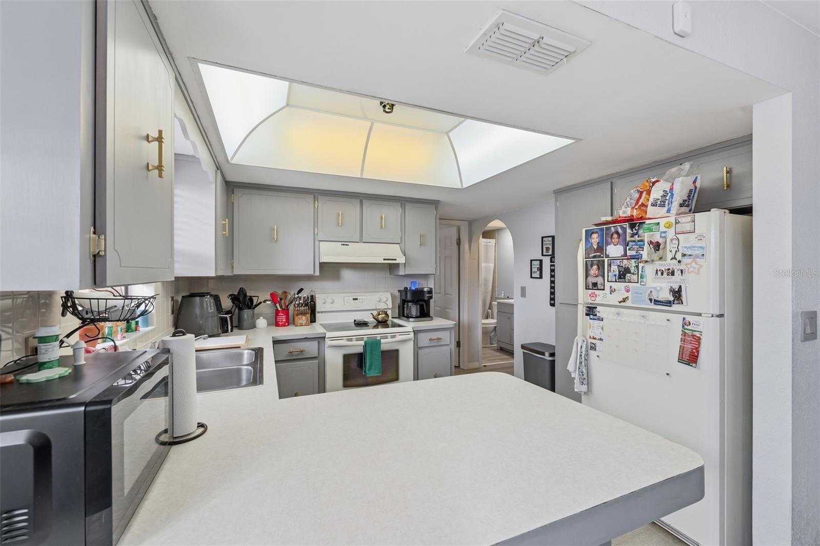 SPRING HILL - Residential