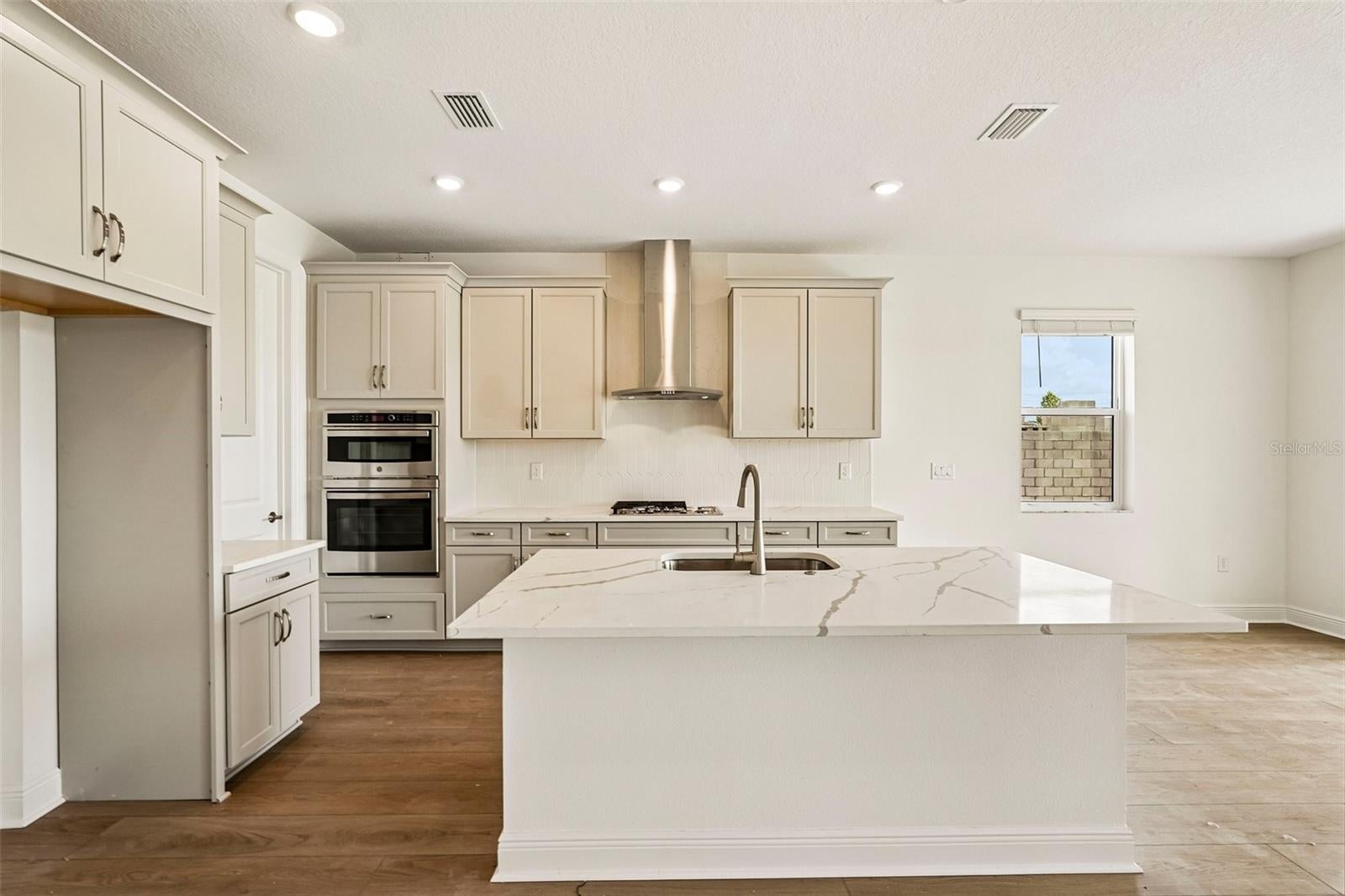 136 VISTERA BOULEVARD, NOKOMIS, FL, 34275 3 136 VISTERA BOULEVARD
