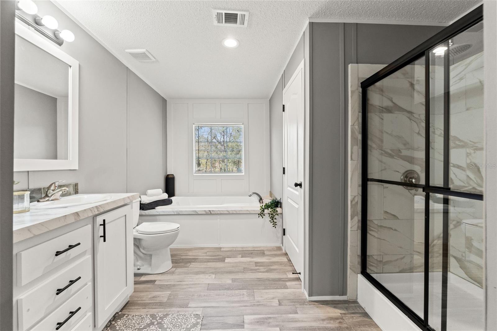 ENZO ESTATES - Residential