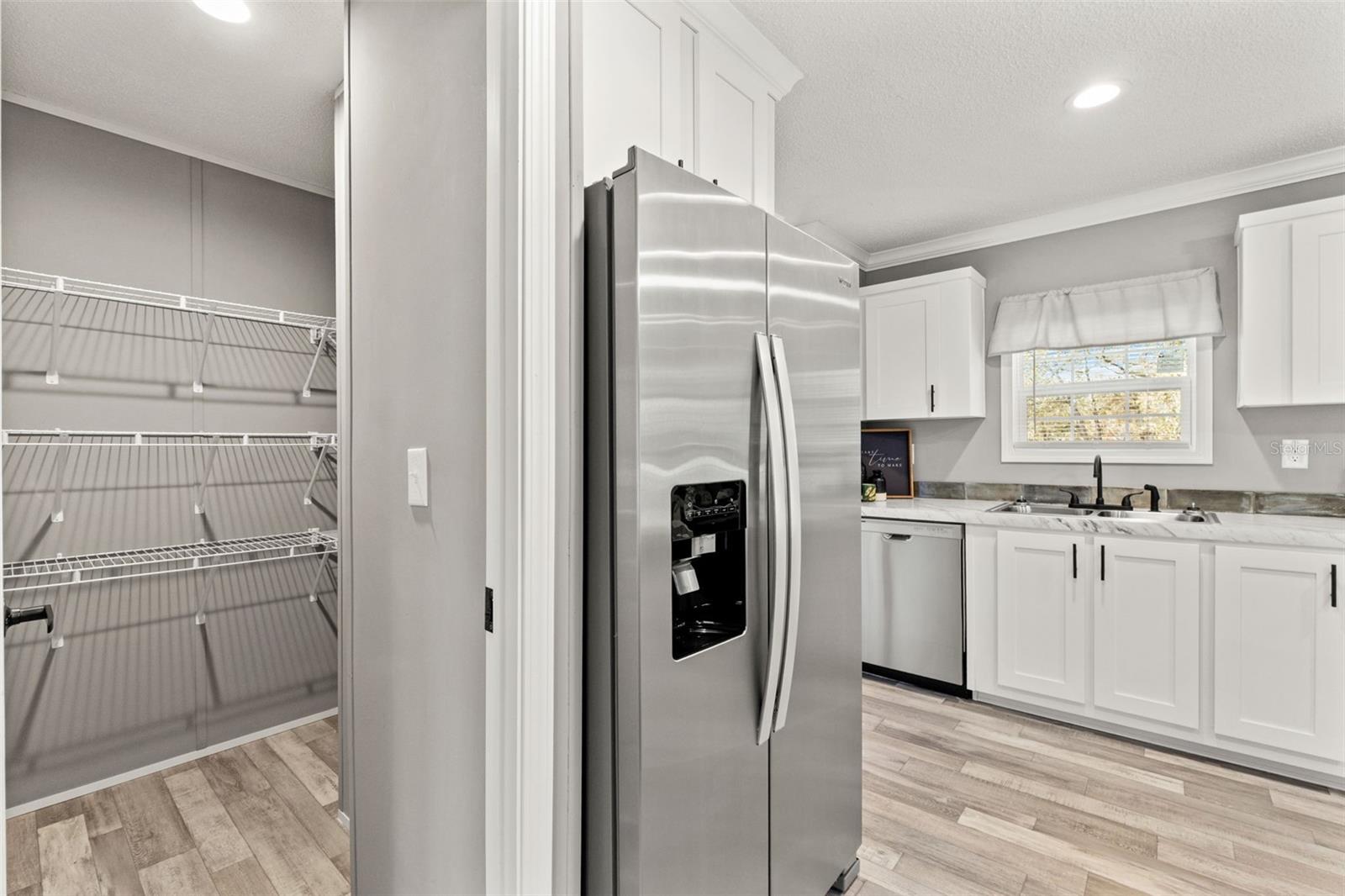 ENZO ESTATES - Residential