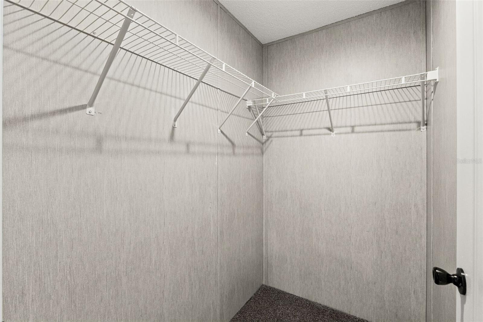 ENZO ESTATES - Residential