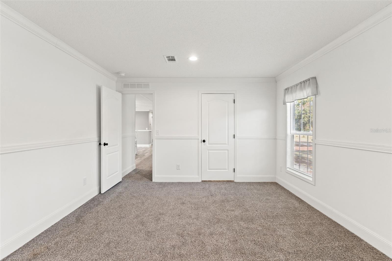 ENZO ESTATES - Residential