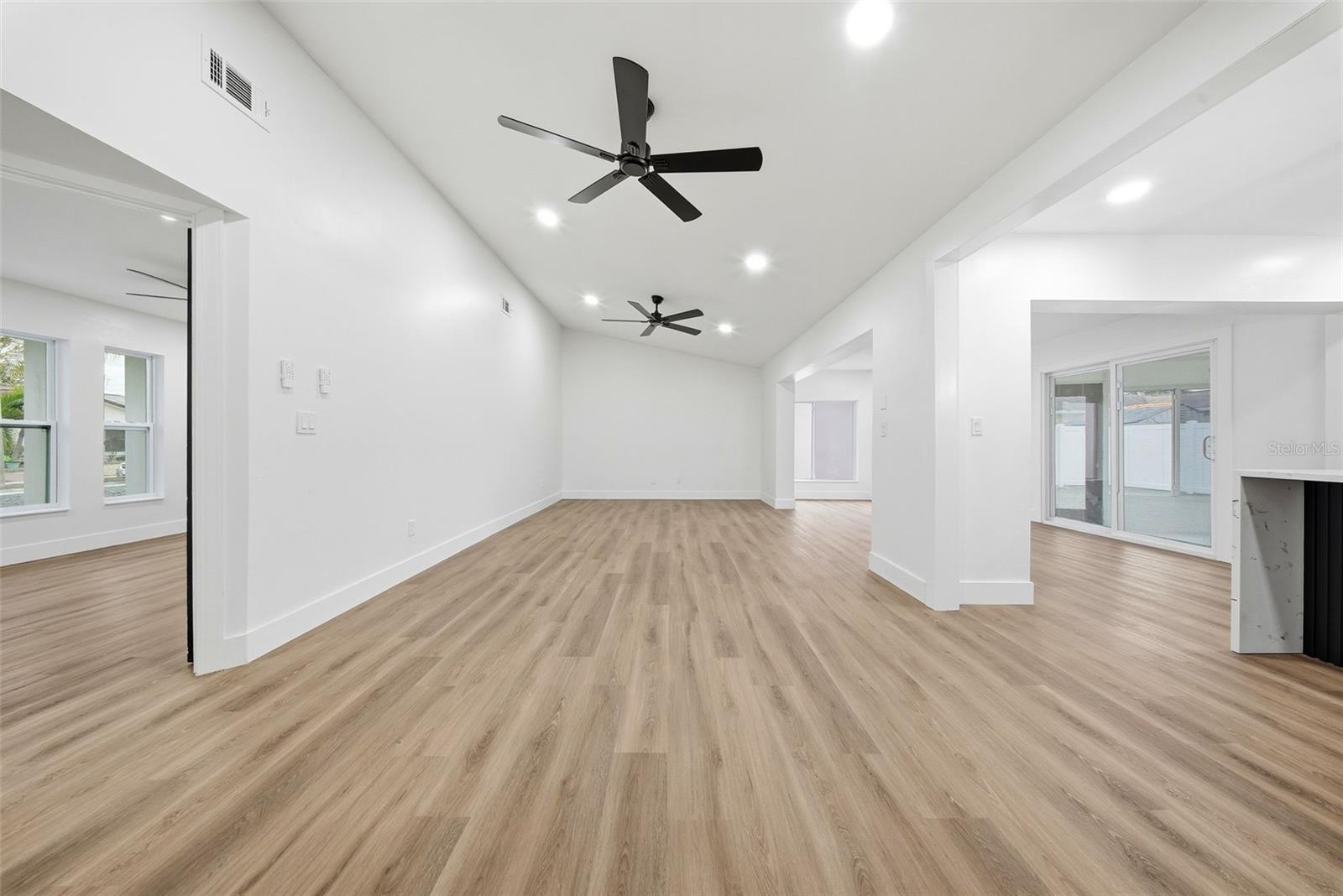 CEDAR GROVES UNIT II - Residential