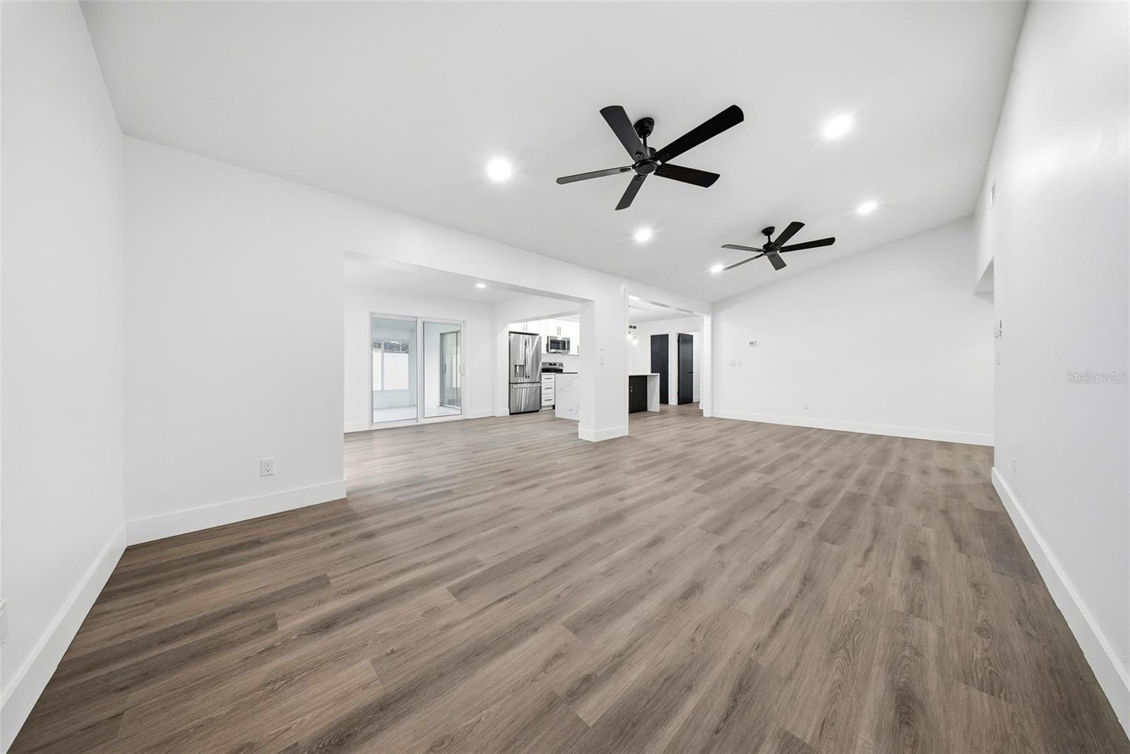 CEDAR GROVES UNIT II - Residential