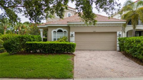 Photo of 8108 Via Bella Notte, Orlando, FL 32836 (MLS # O6317070)