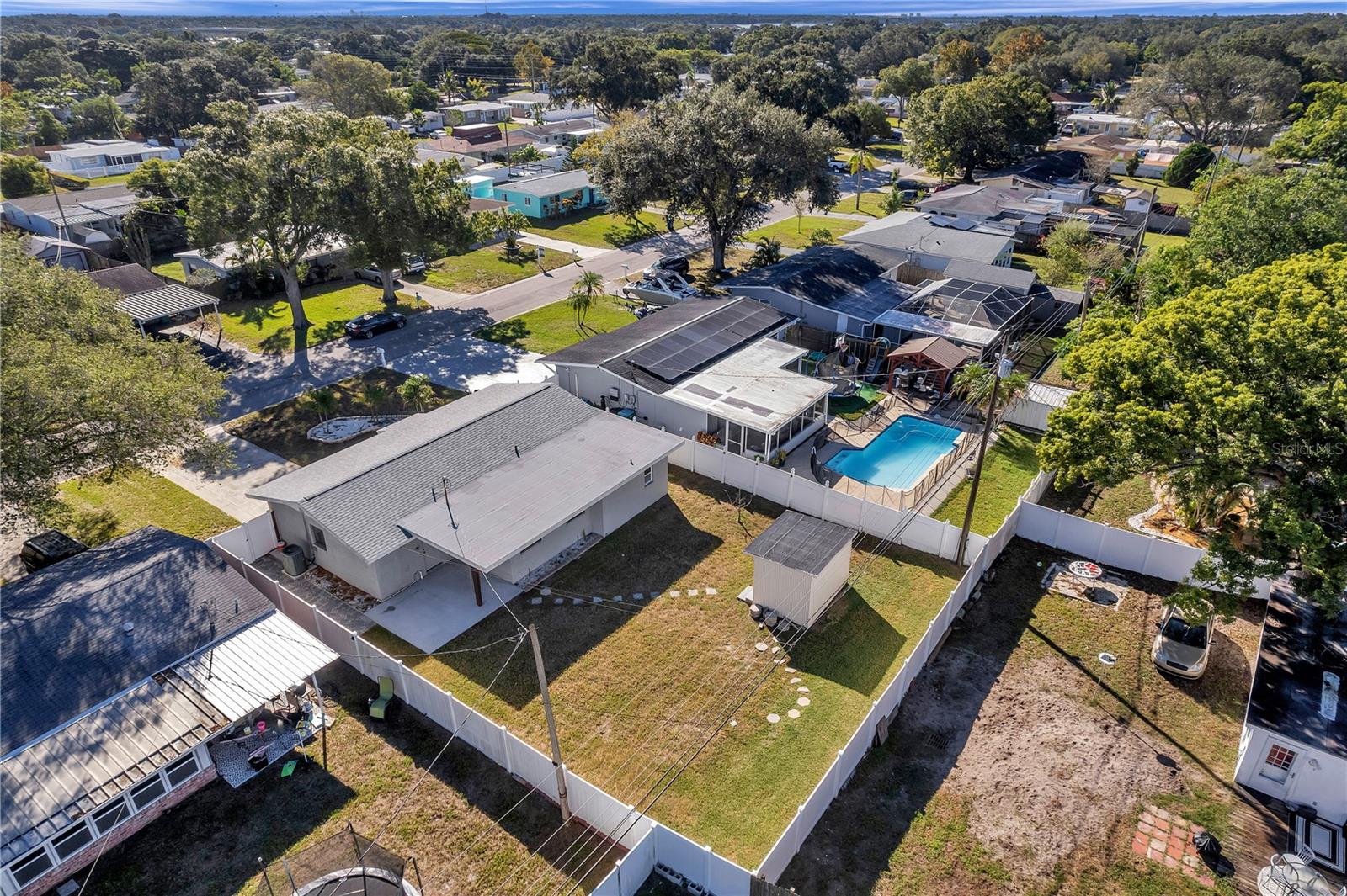 PINE GROVE ESTATES - Residential Lease