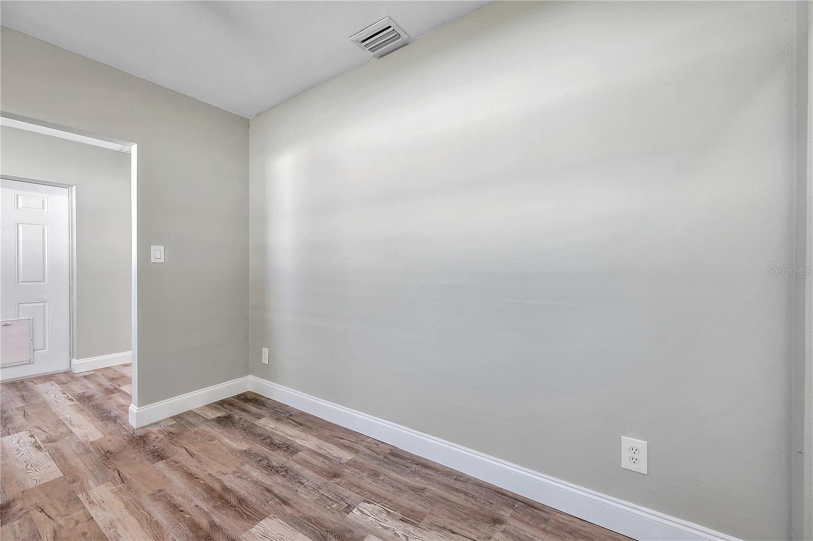 PINE GROVE ESTATES - Residential Lease