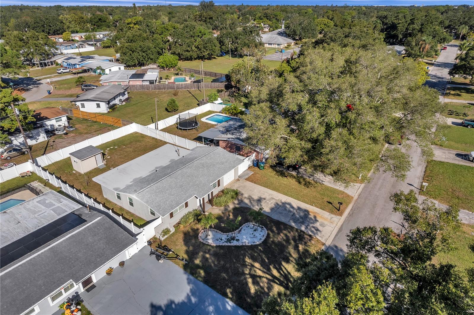 PINE GROVE ESTATES - Residential Lease