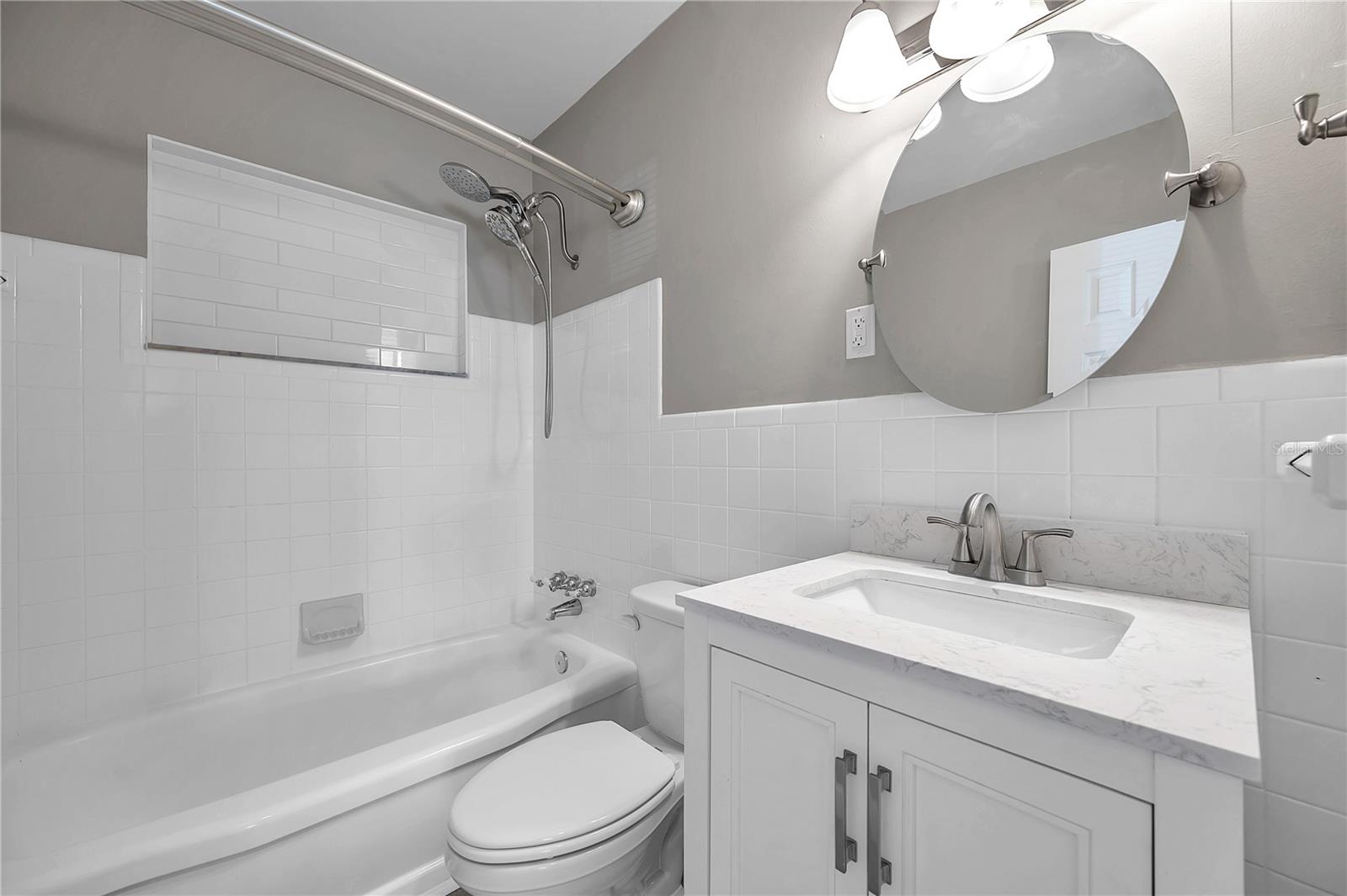 PINE GROVE ESTATES - Residential Lease