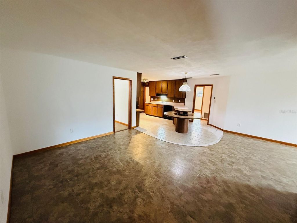 Photo of 1009 NW 36 Road, Gainesville, FL 32609 (MLS # GC537125)