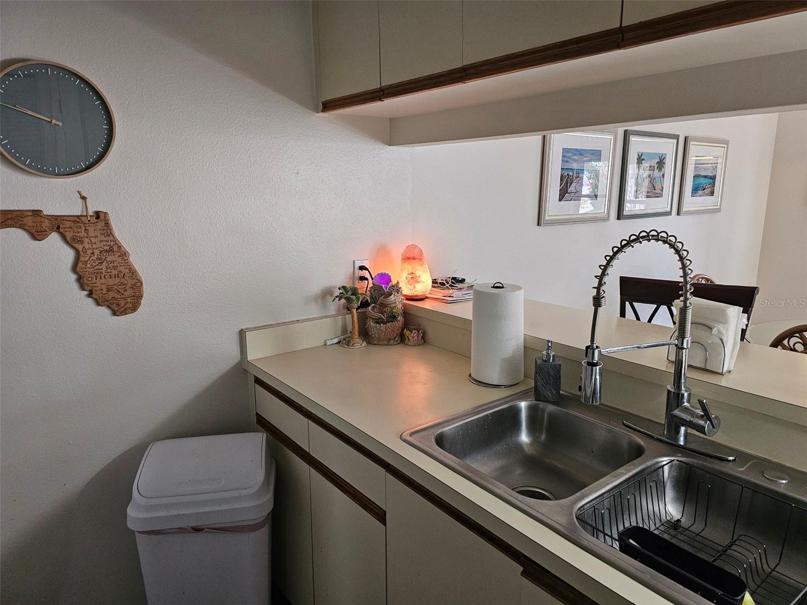 MIRROR LAKE SEC 4 - Residential Lease