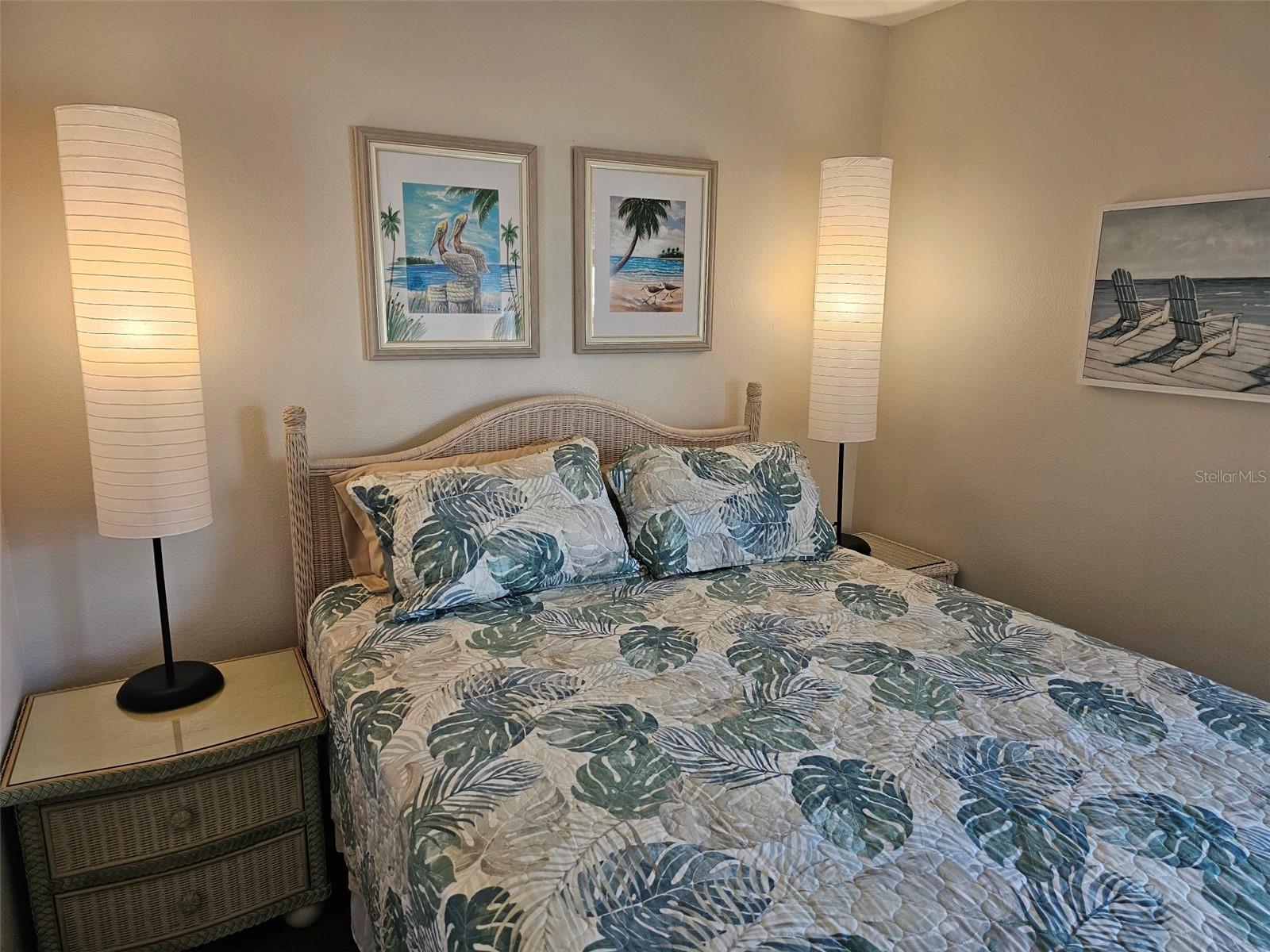 MIRROR LAKE SEC 4 - Residential Lease