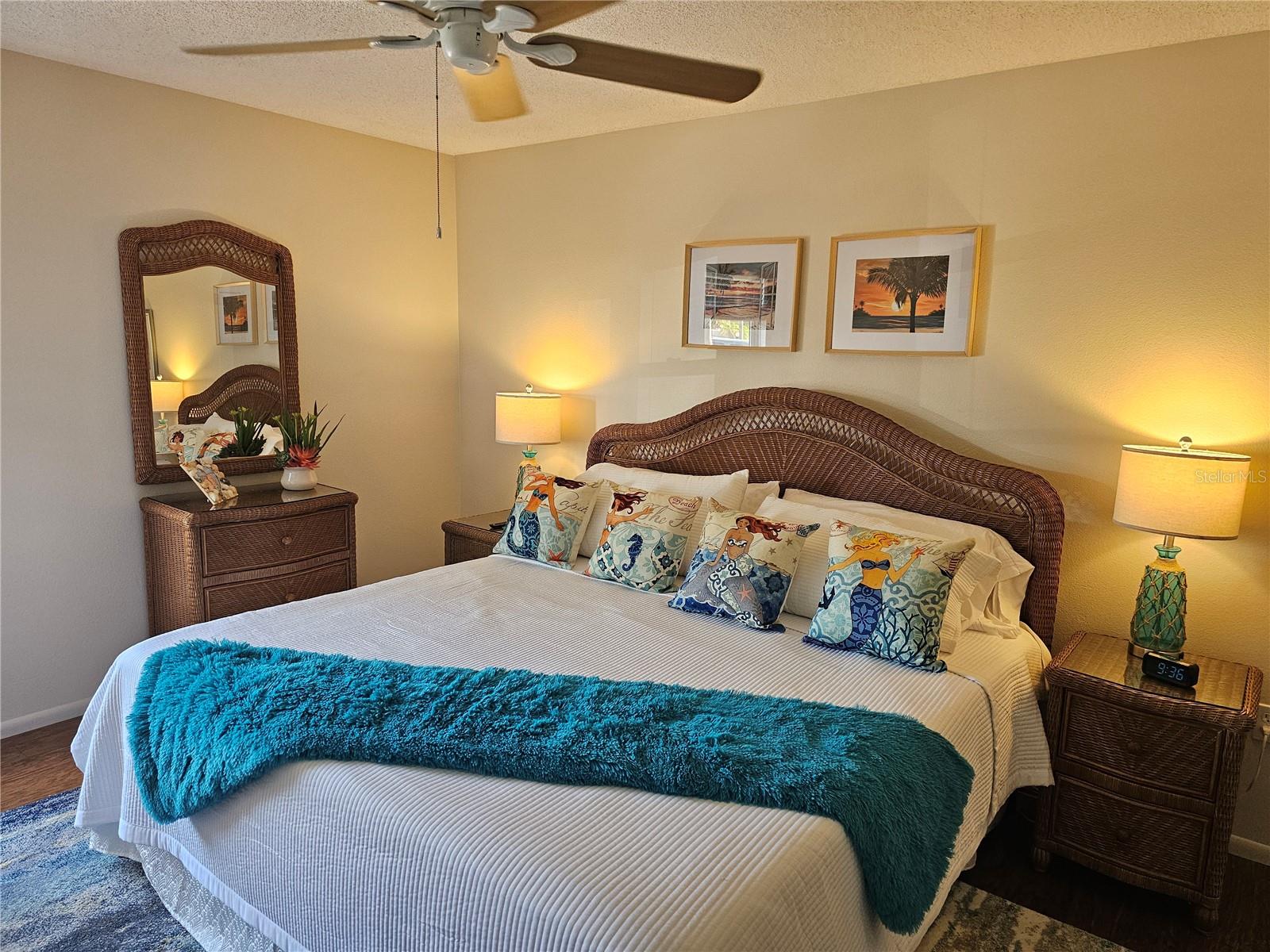 MIRROR LAKE SEC 4 - Residential Lease