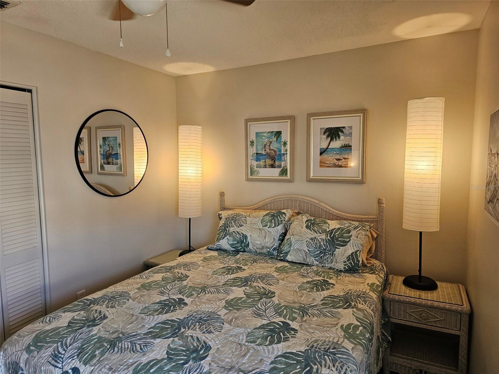 MIRROR LAKE SEC 4 - Residential Lease