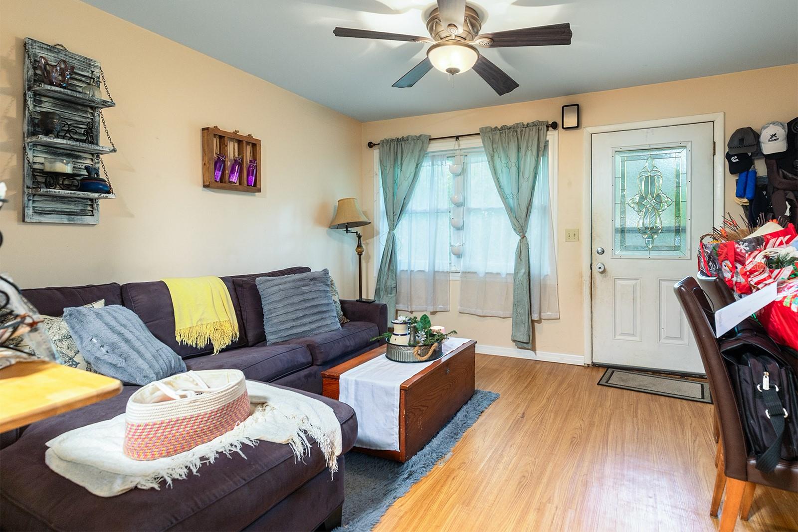 1334 QUINTUPLET DRIVE