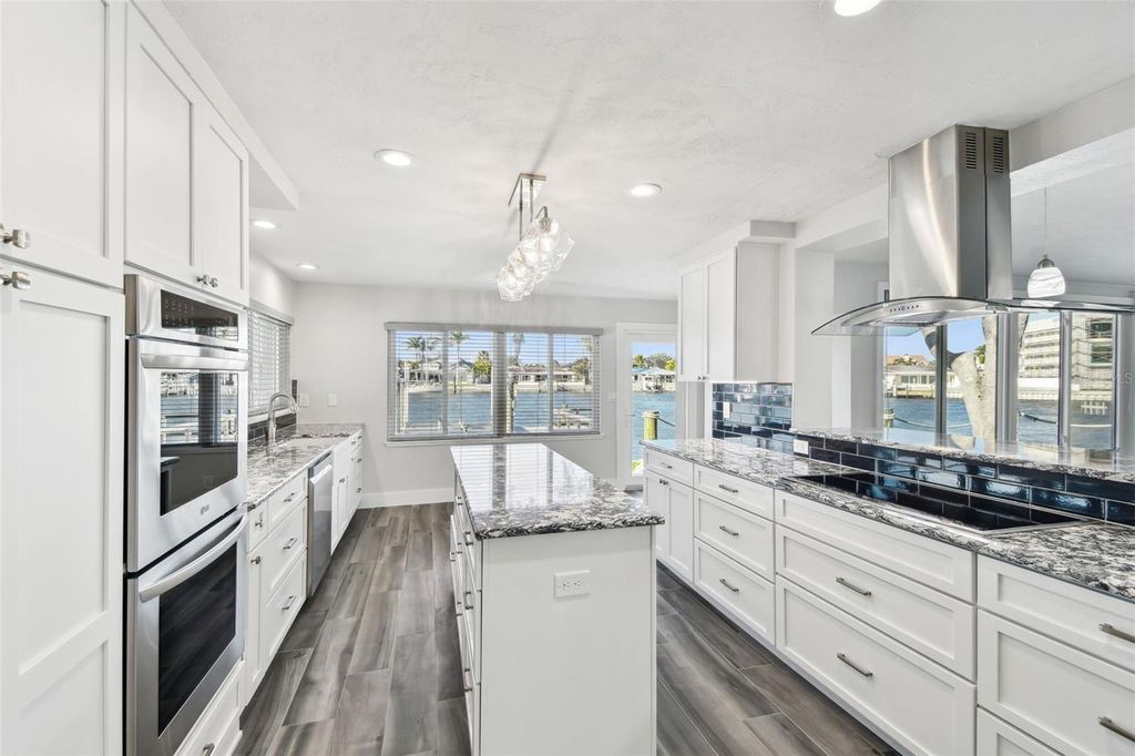 Photo of 1514 Sea Gull Drive S, St Petersburg, FL 33711 (MLS # TB8442721)