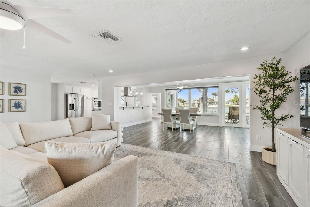 Photo of 1514 Sea Gull Drive S, St Petersburg, FL 33707 (MLS # TB8442721)