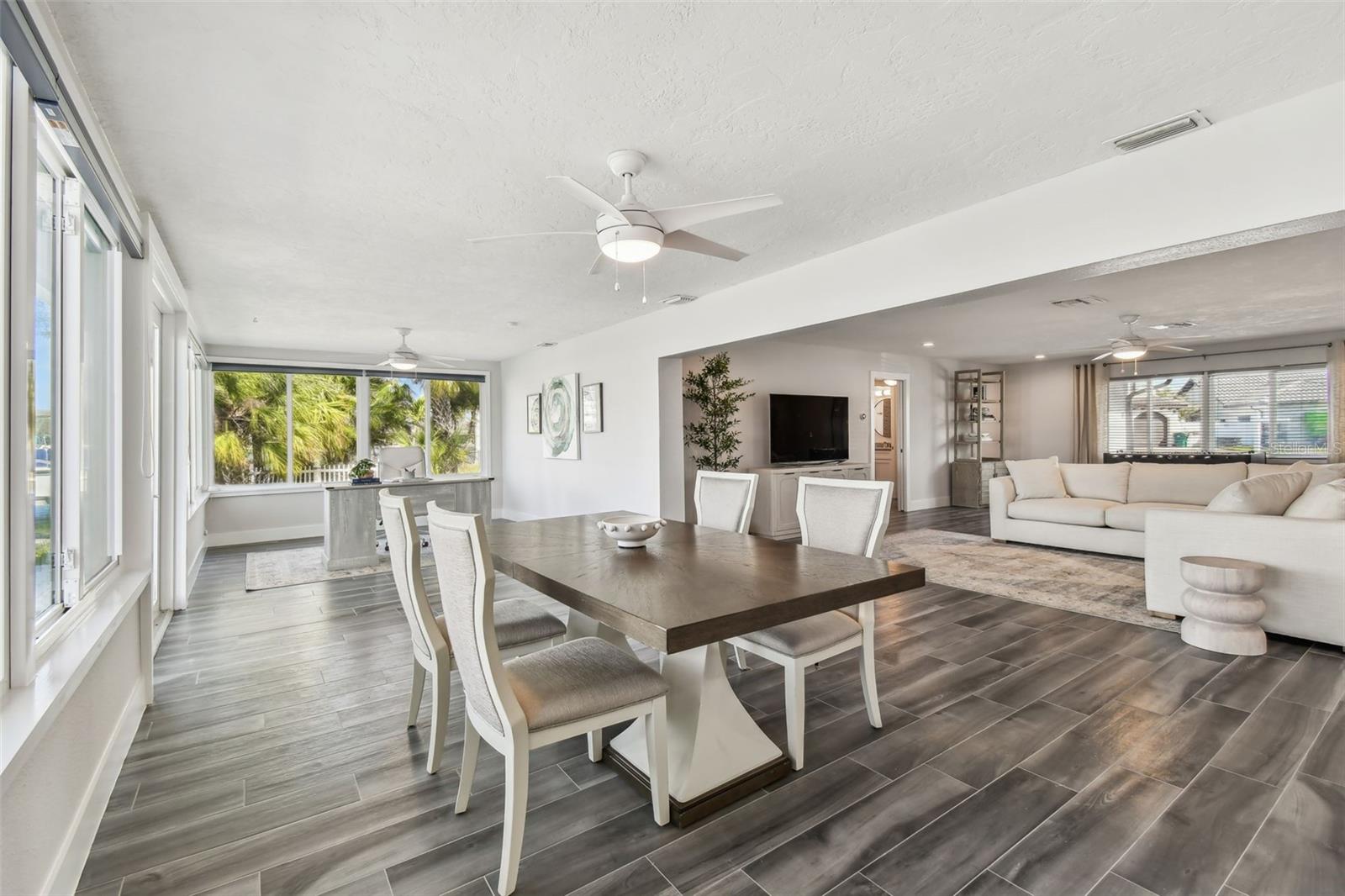 PASADENA GOLF CLUB ESTATES SEC 4 - Residential