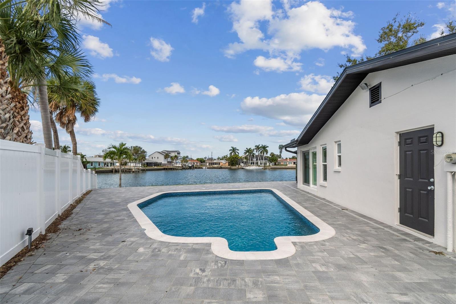 PASADENA GOLF CLUB ESTATES SEC 4 - Residential