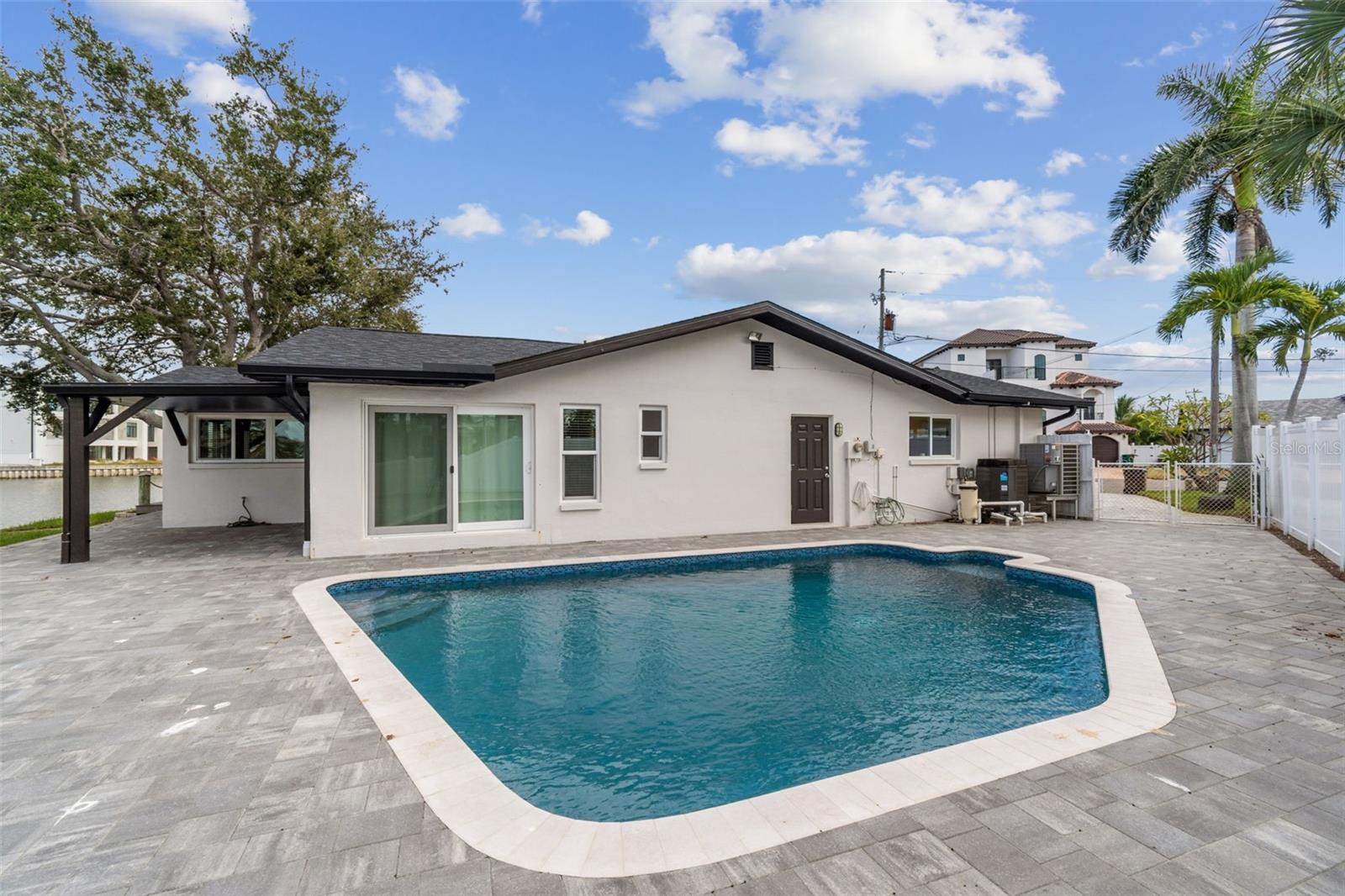 PASADENA GOLF CLUB ESTATES SEC 4 - Residential