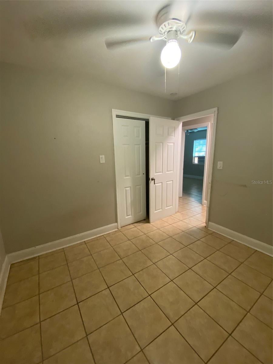 PALM HEIGHTS RESUB - Residential Lease