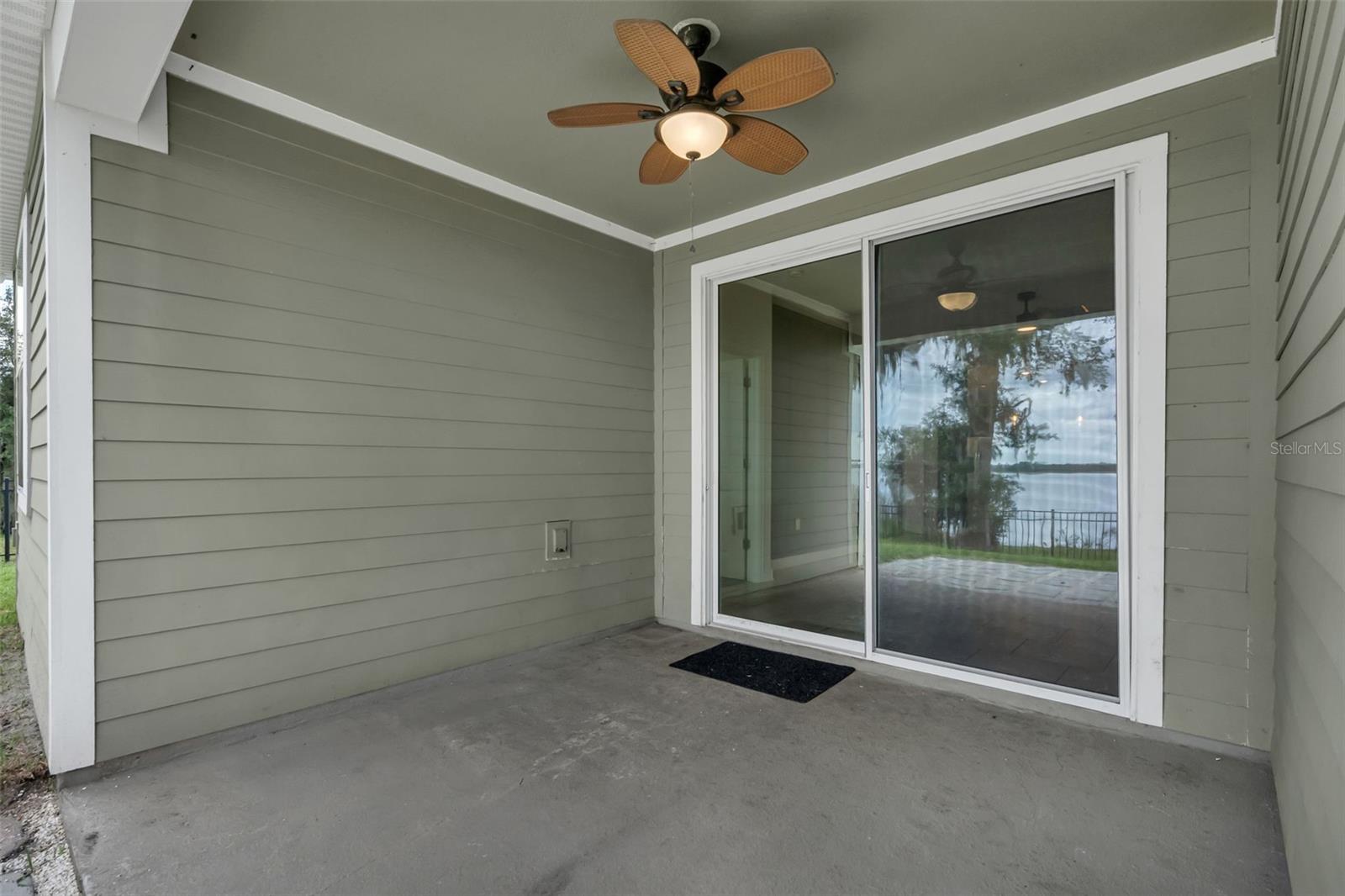 ESTATES AT LAKE HAMMOCK - Residential