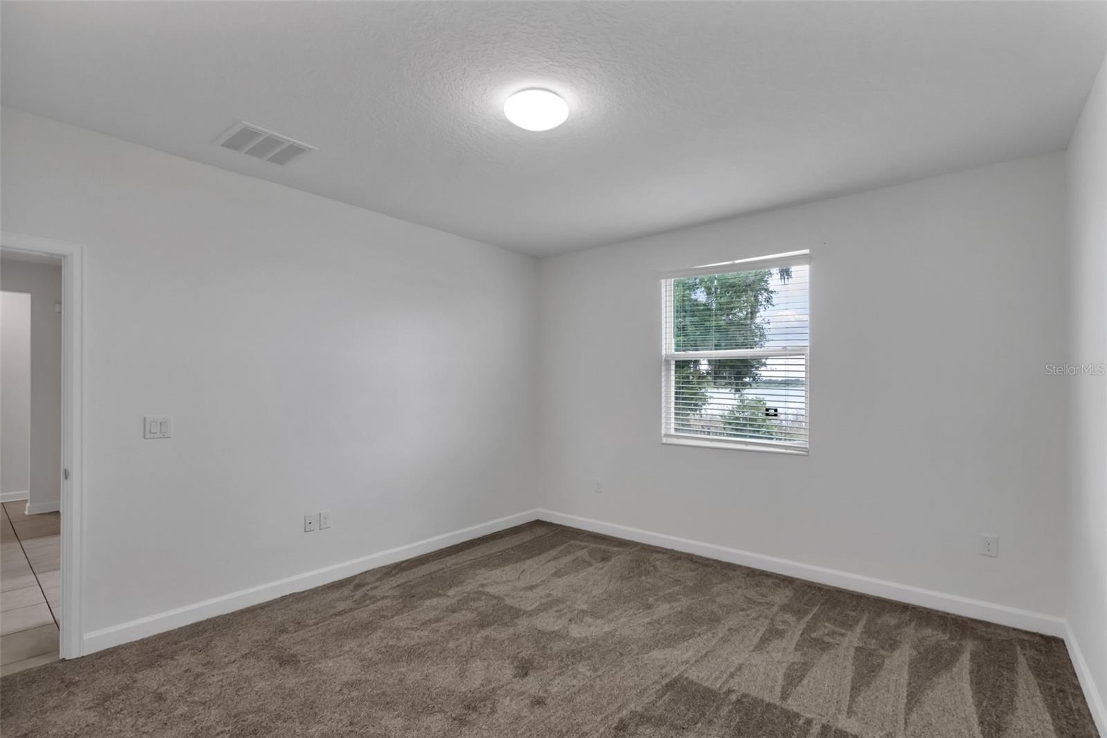 ESTATES AT LAKE HAMMOCK - Residential