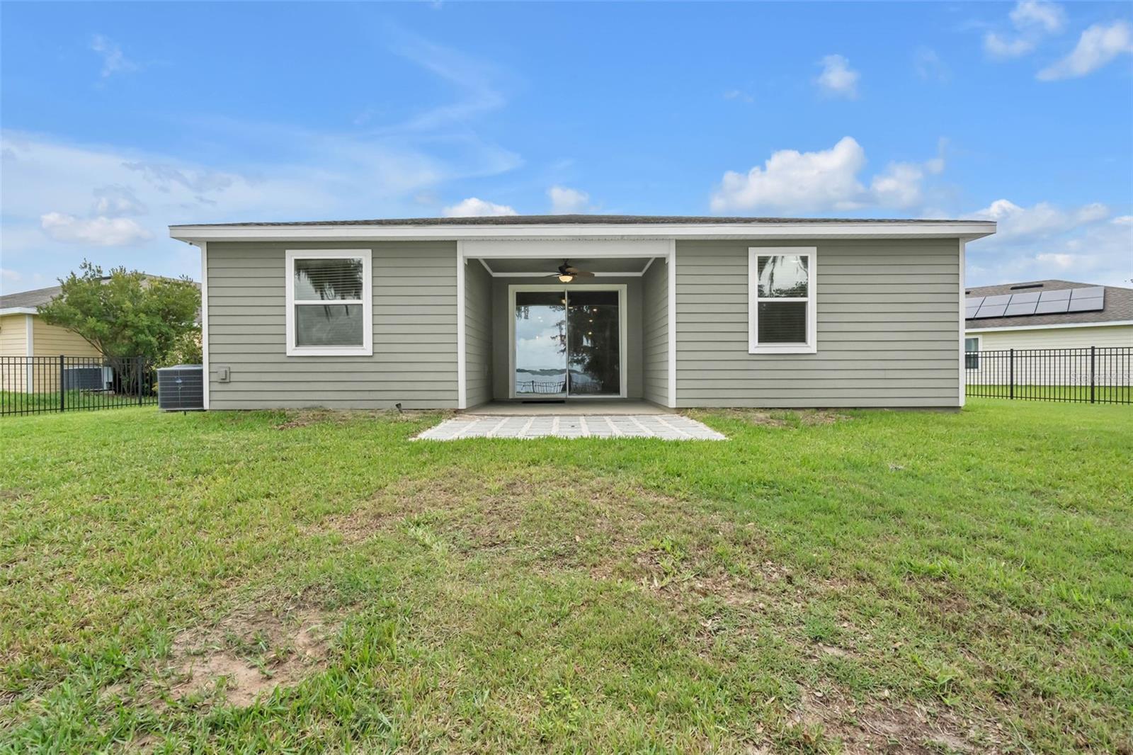 ESTATES AT LAKE HAMMOCK - Residential