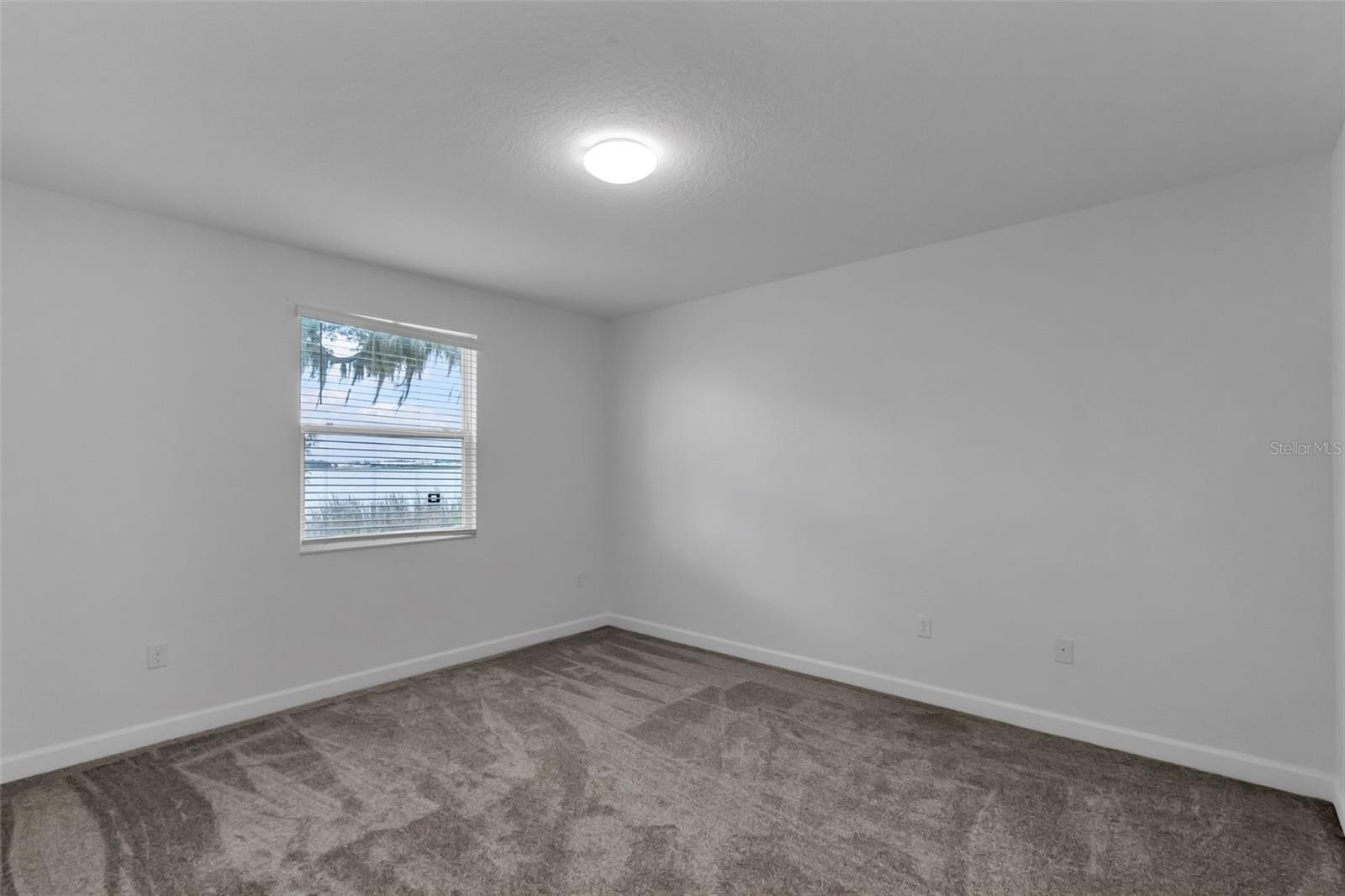 ESTATES AT LAKE HAMMOCK - Residential