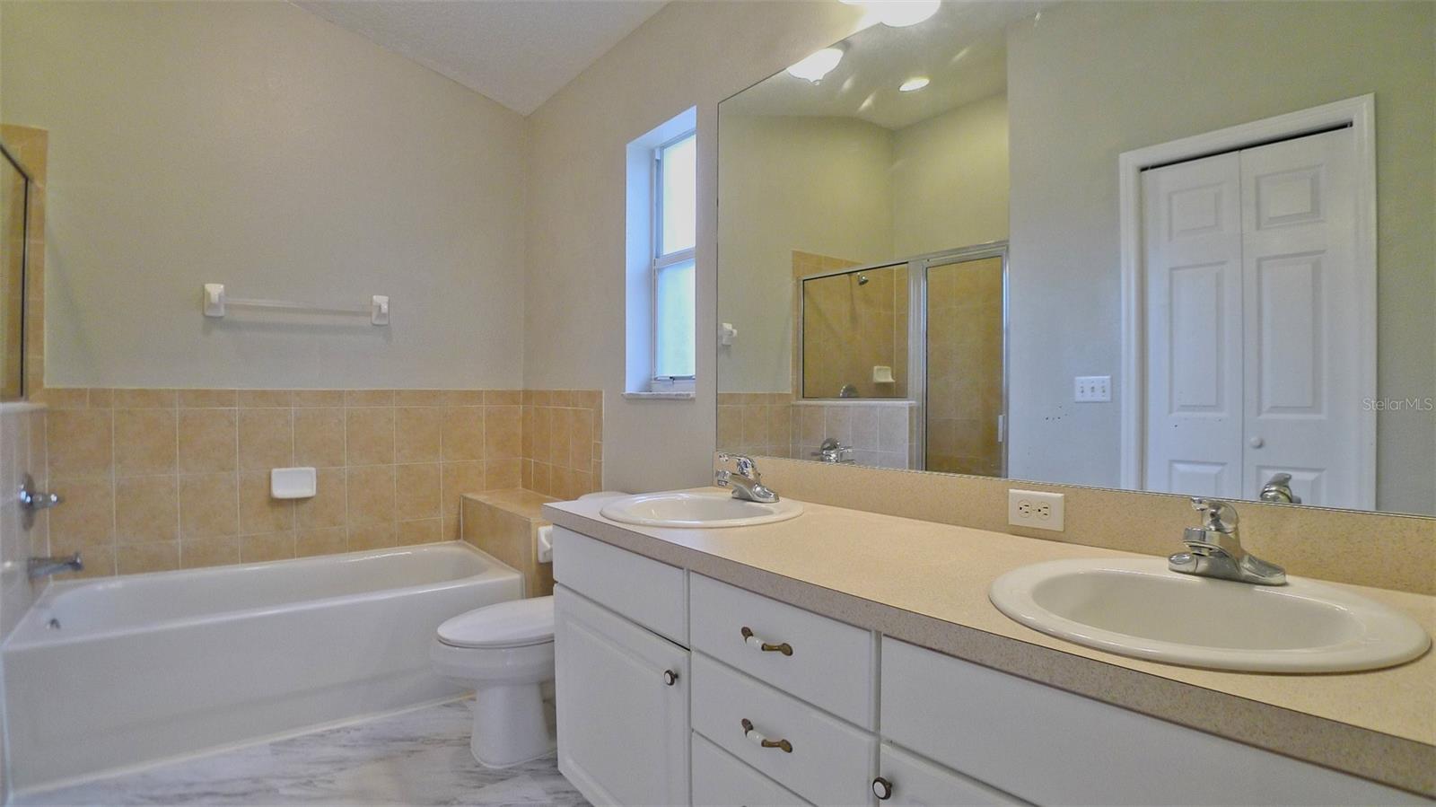 CITRUS LANDING - Residential Lease