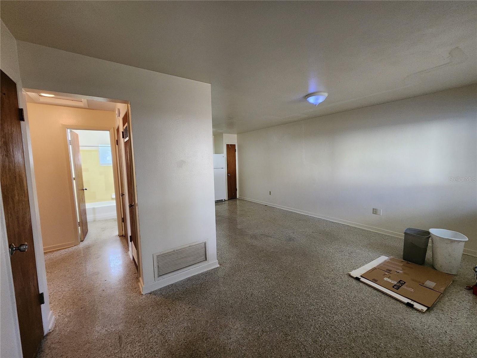 INGLESIDE - Residential Lease