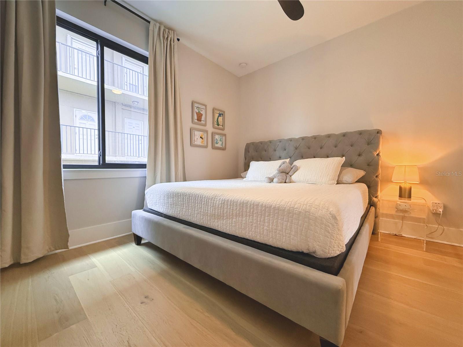 8TH STREET TWNHMS - Residential