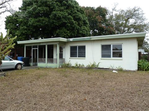 Photo of 3113 25th Street N, St Petersburg, FL 33713 (MLS # TB8473383)
