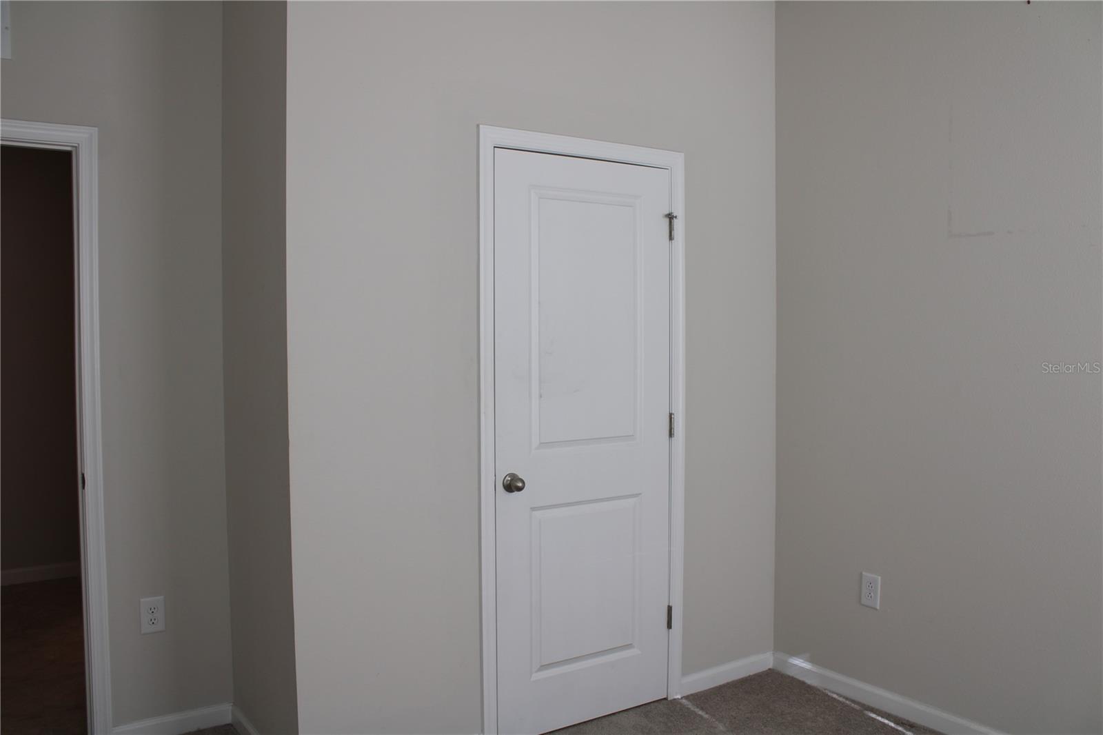 THE RETREAT - Residential Lease