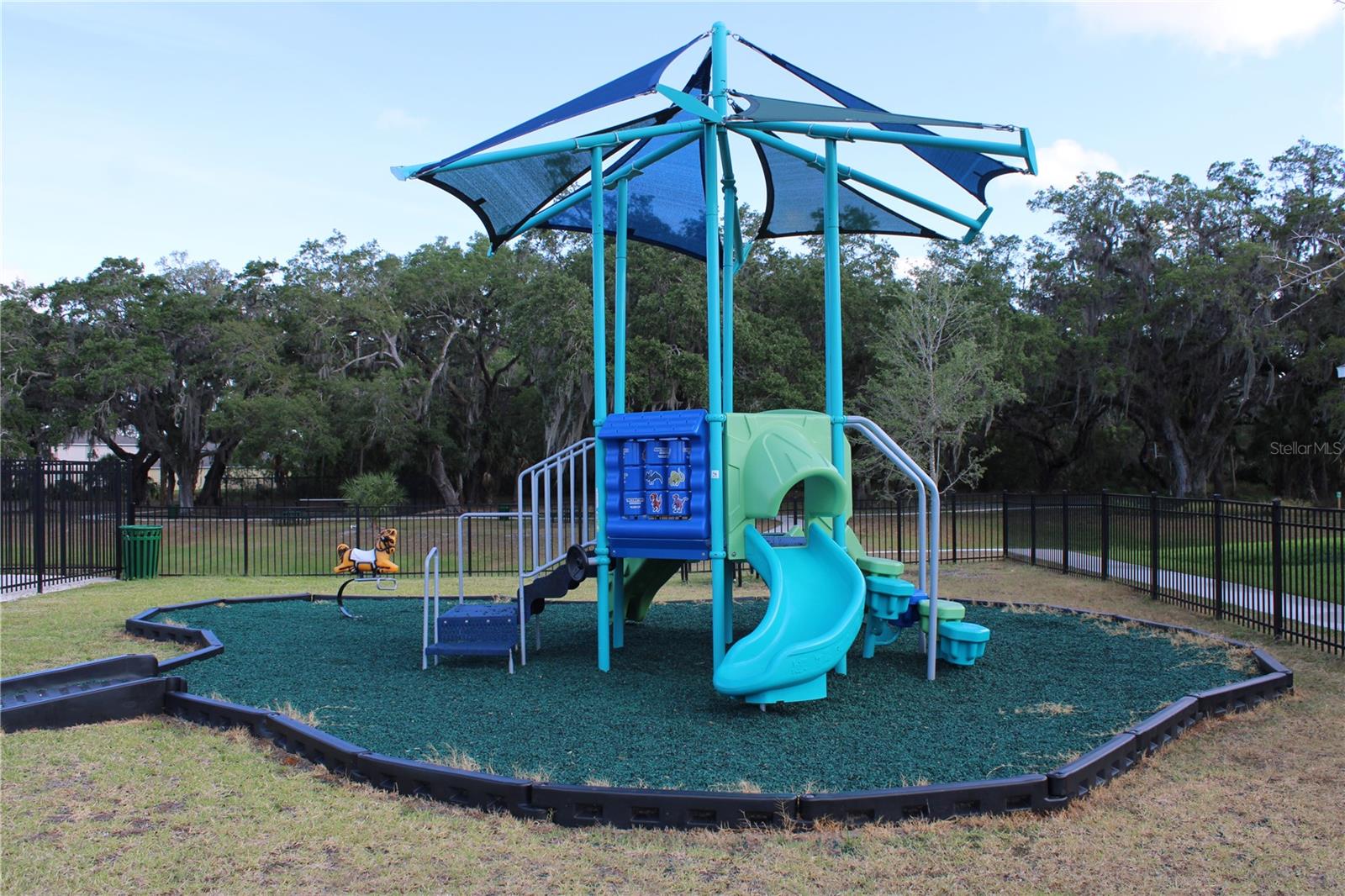 THE RETREAT - Residential Lease