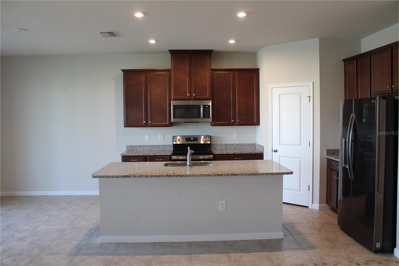 THE RETREAT - Residential Lease
