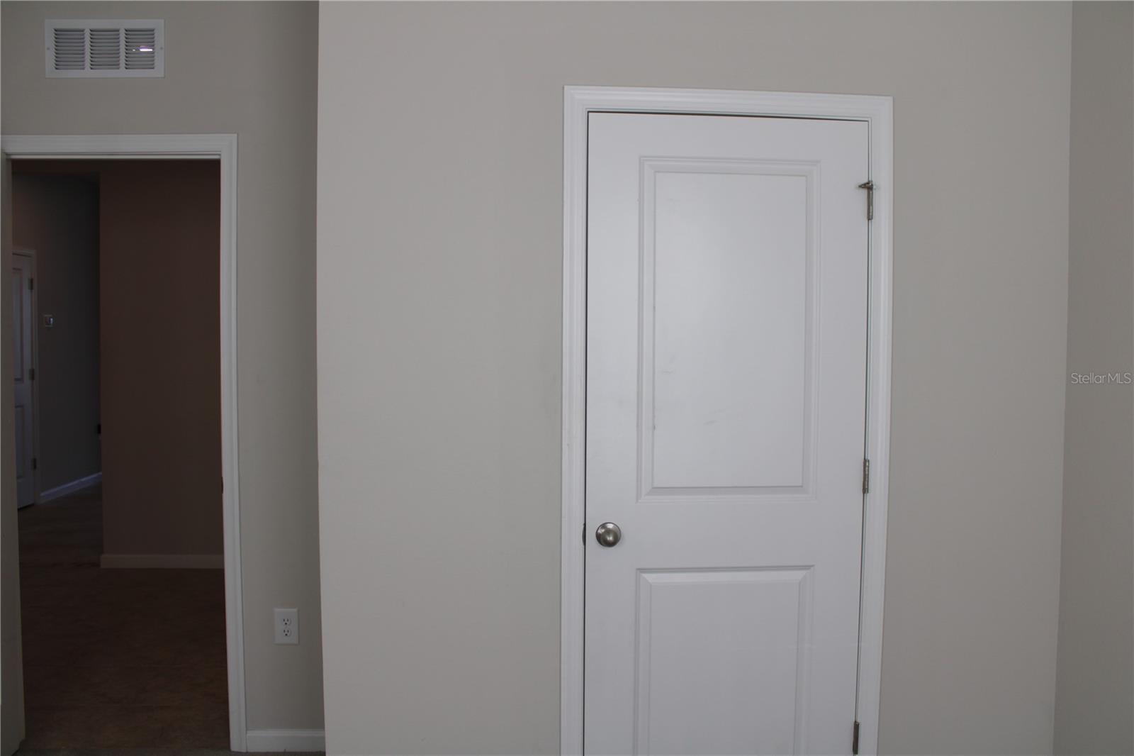 THE RETREAT - Residential Lease