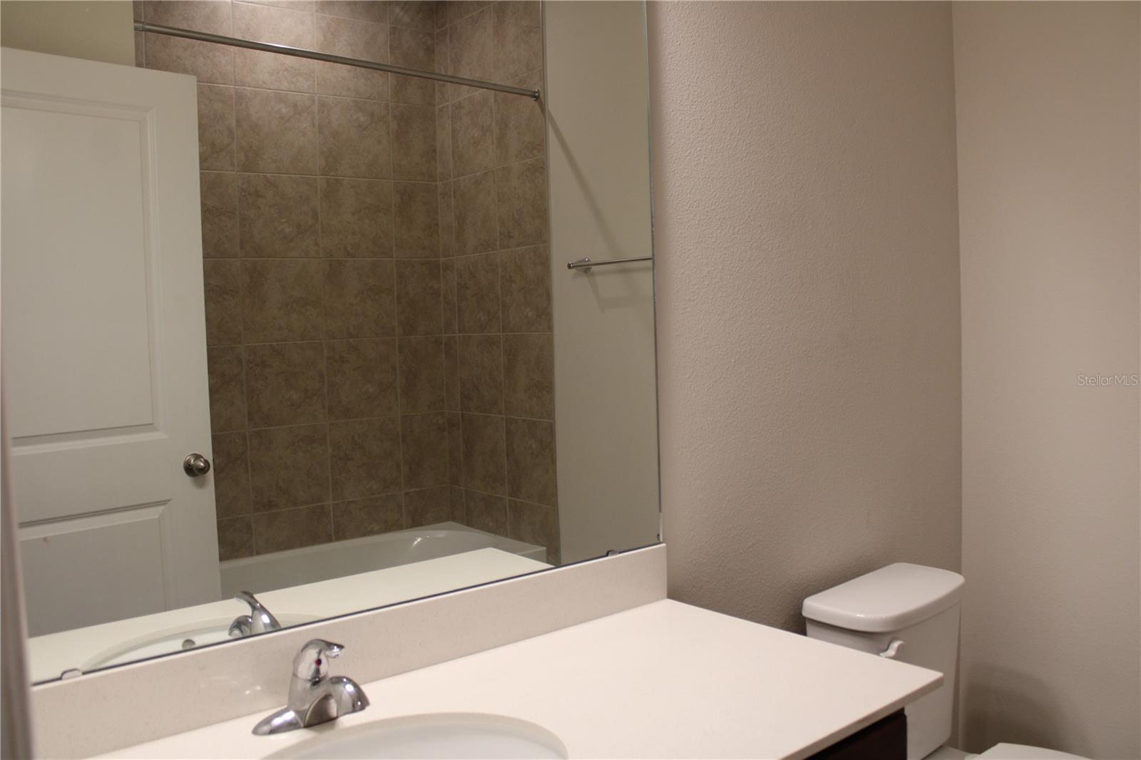 THE RETREAT - Residential Lease