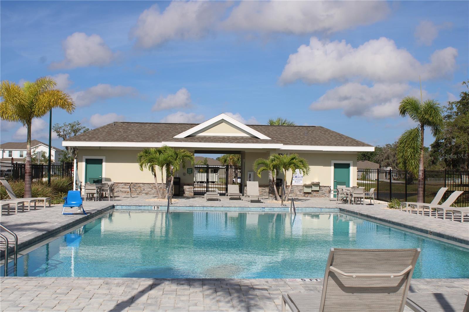 THE RETREAT - Residential Lease
