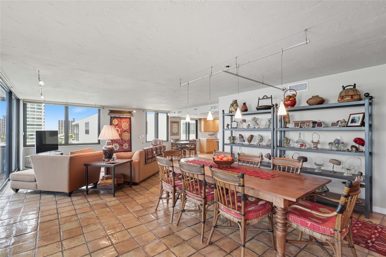 LAWRENCE POINTE II - Residential Lease