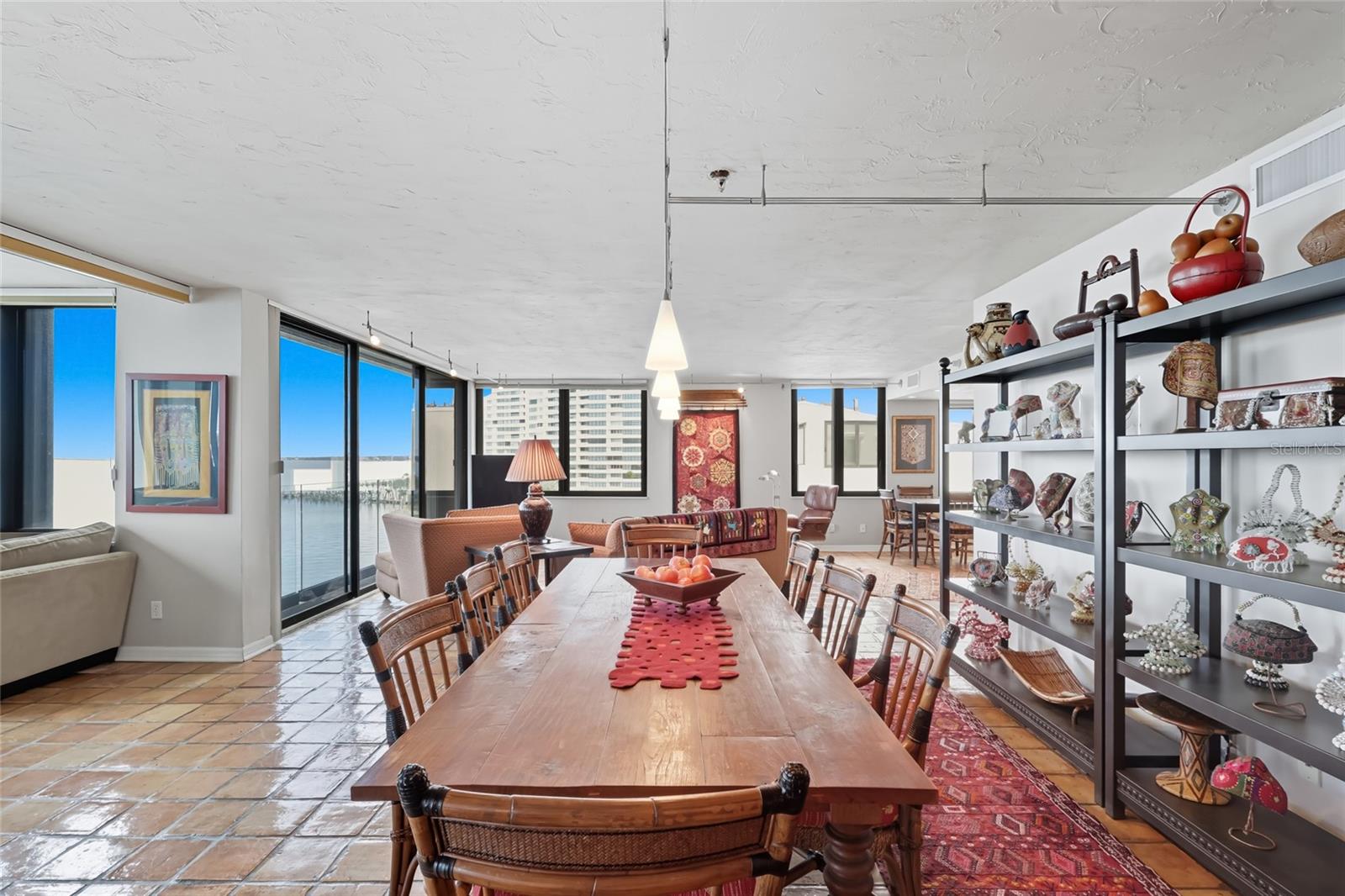 LAWRENCE POINTE II - Residential Lease