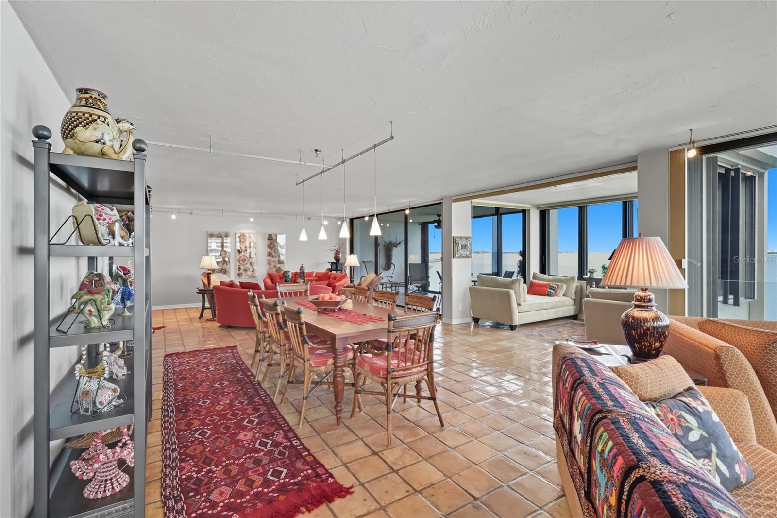 LAWRENCE POINTE II - Residential Lease