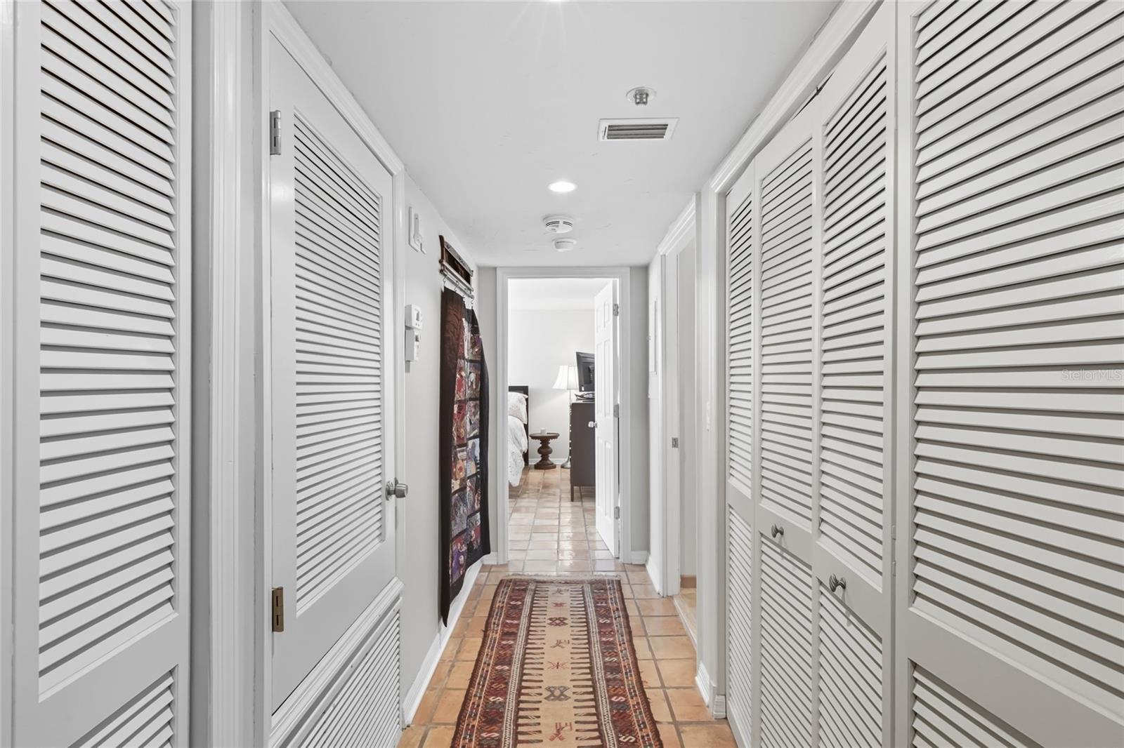 LAWRENCE POINTE II - Residential Lease