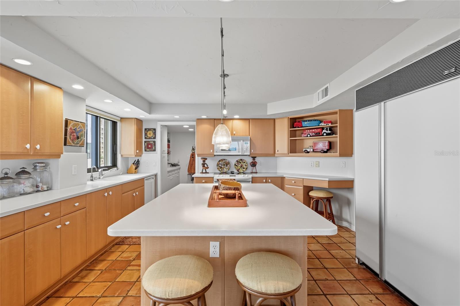 LAWRENCE POINTE II - Residential Lease