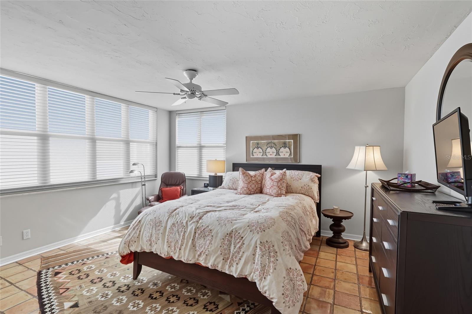 LAWRENCE POINTE II - Residential Lease