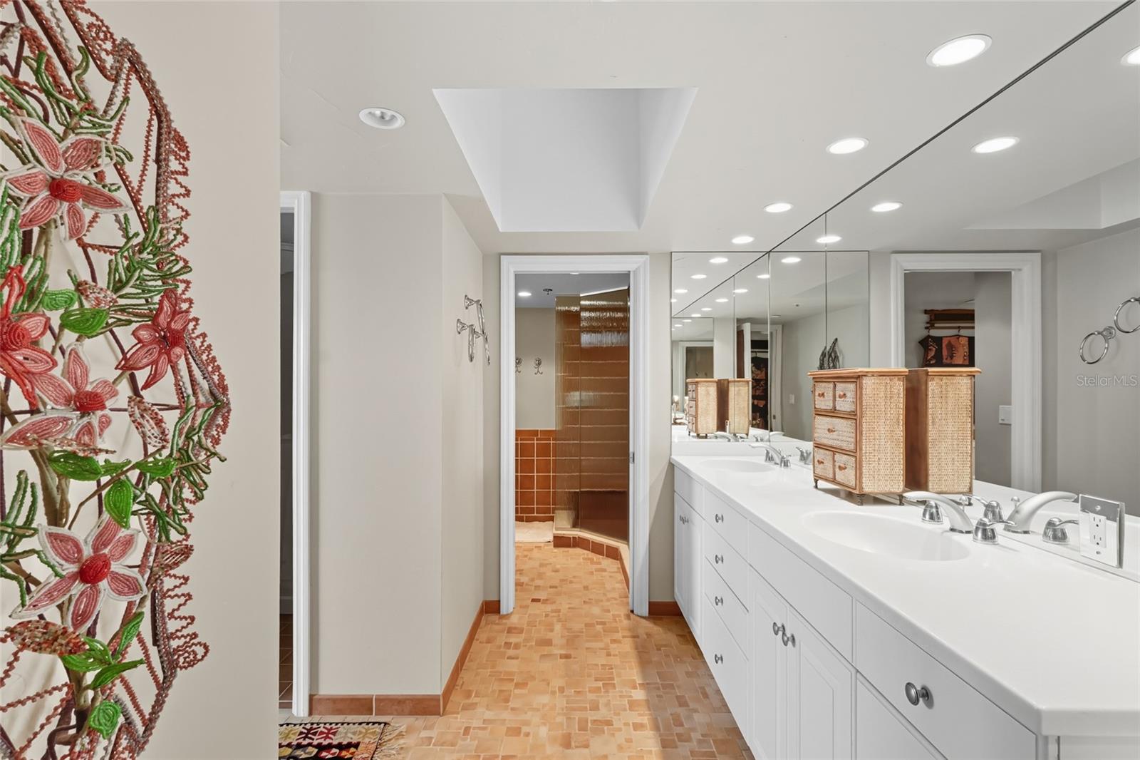 LAWRENCE POINTE II - Residential Lease