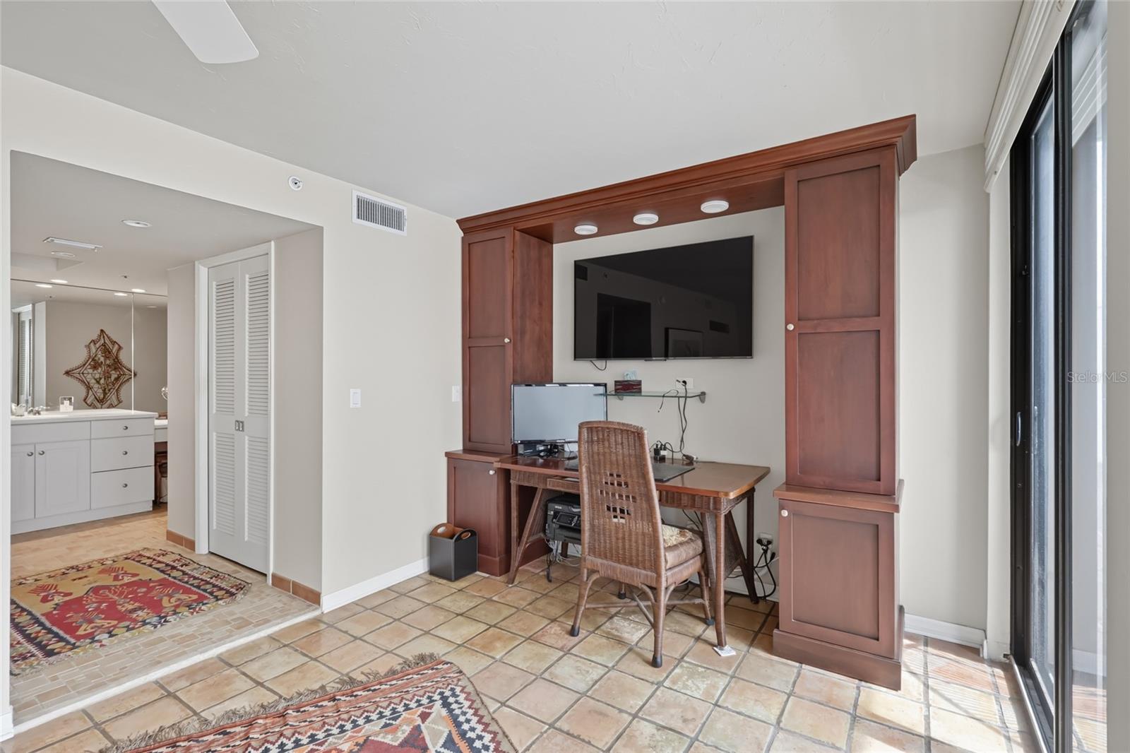 LAWRENCE POINTE II - Residential Lease