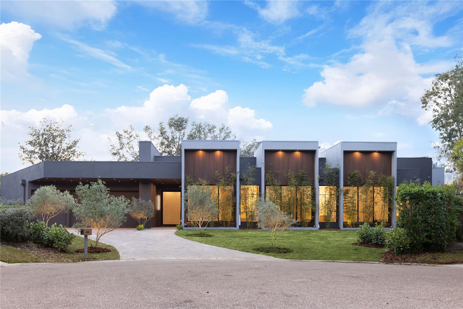 BAY HILL SEC 04 - Residential Lease