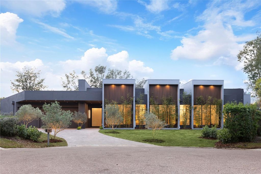 Photo of 8968 Bay Cove Court, Orlando, FL 32819 (MLS # O6374296)